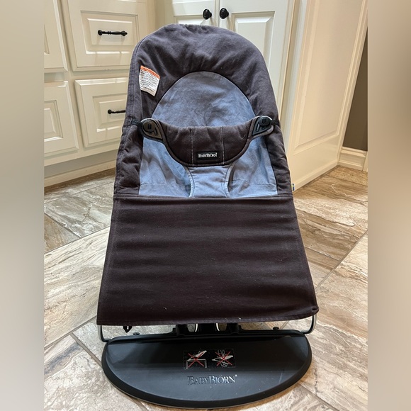 BabyBjorn Bouncer / Black / One Size / Used Good Condition - Picture 1 of 5